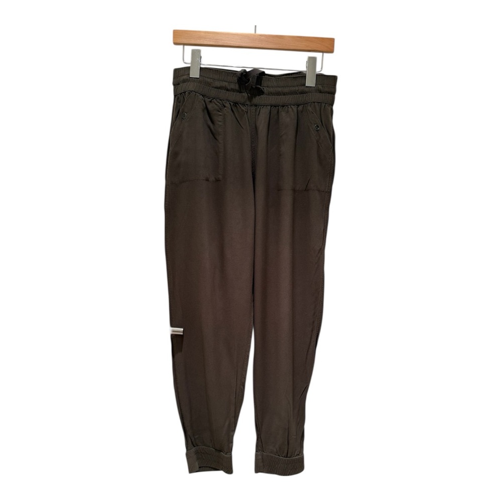 TNA women’s khaki green Joggers